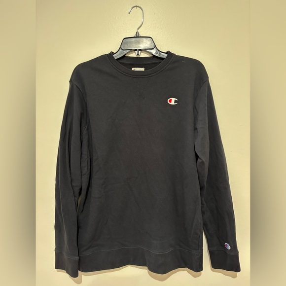 Champion Tops - Black Champion Crewneck